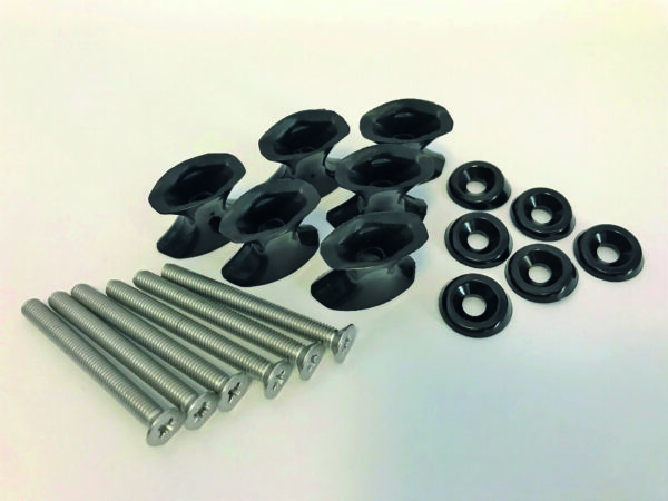 Kit of spacers and bolts for fitting push rim to a Loopwheel